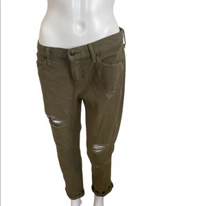 New gap jeans girlfriend size 28